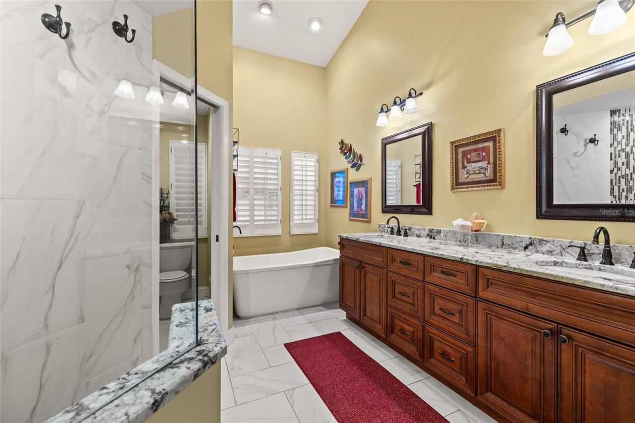380 Fan Palm Court Ne, Saint Petersburg, FL 33703 Photo