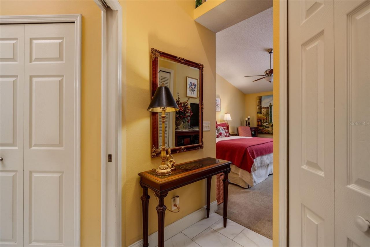 380 Fan Palm Court Ne, Saint Petersburg, FL 33703 Photo