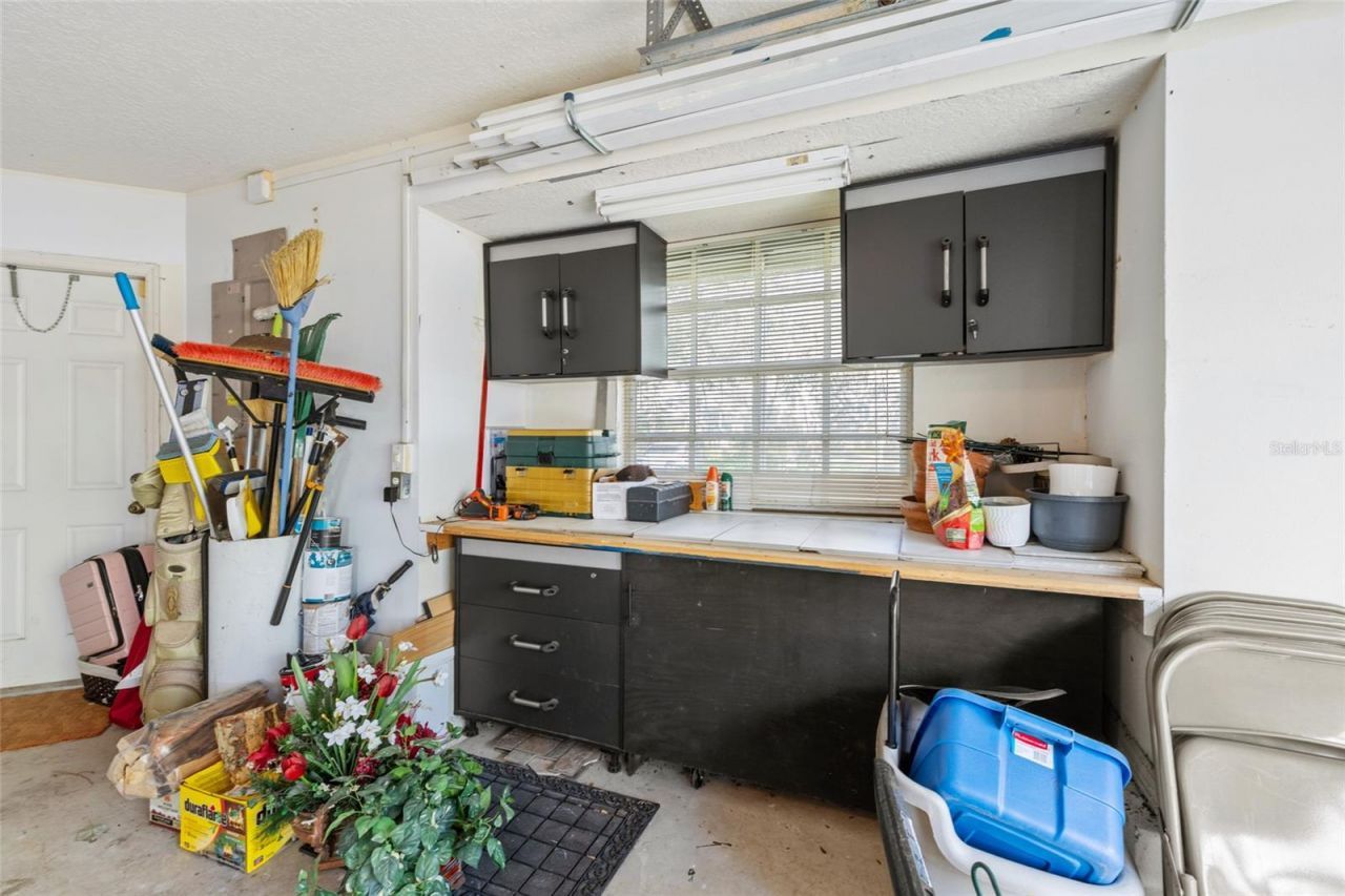 380 Fan Palm Court Ne, Saint Petersburg, FL 33703 Photo