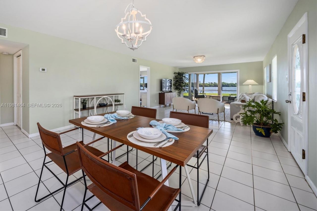 779 SW 31st St, Palm City, FL 34990 Photo