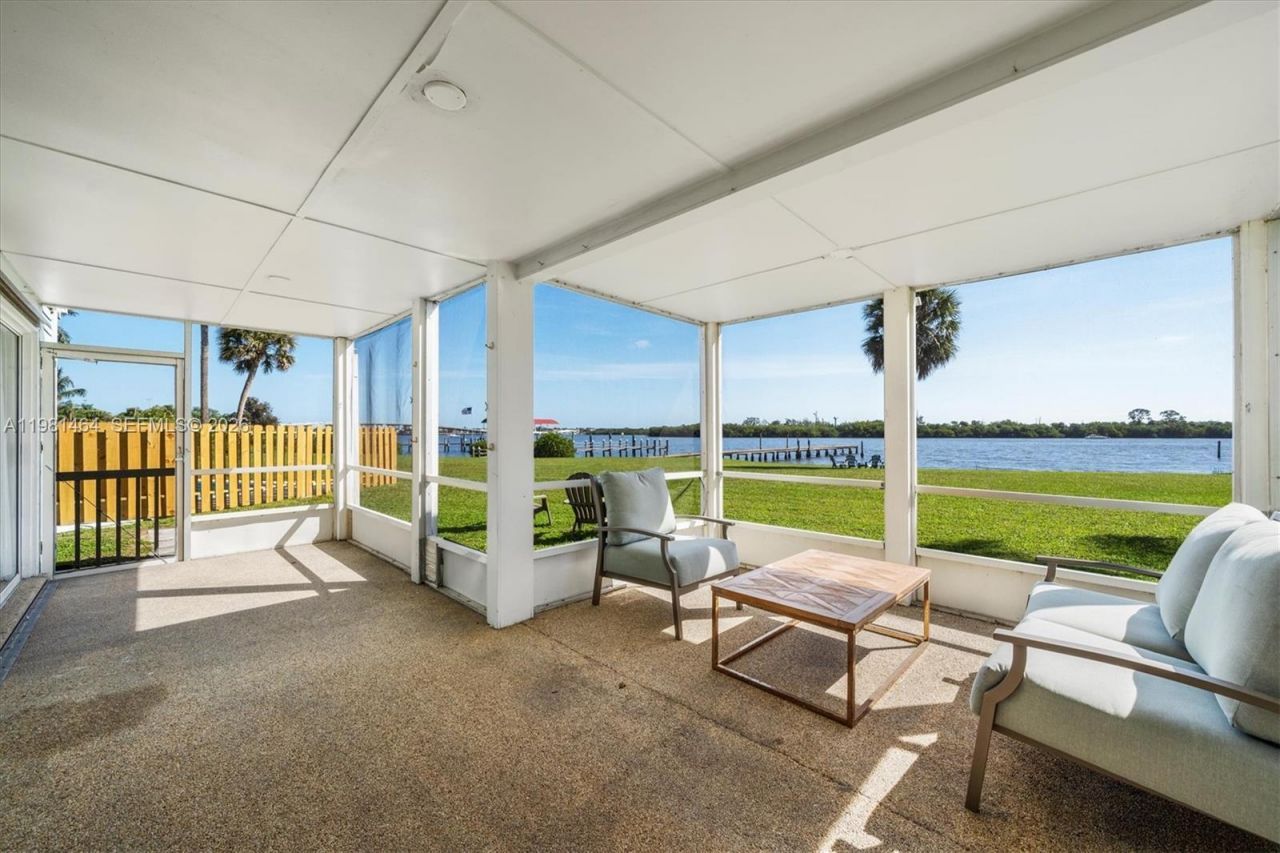 779 SW 31st St, Palm City, FL 34990 Photo