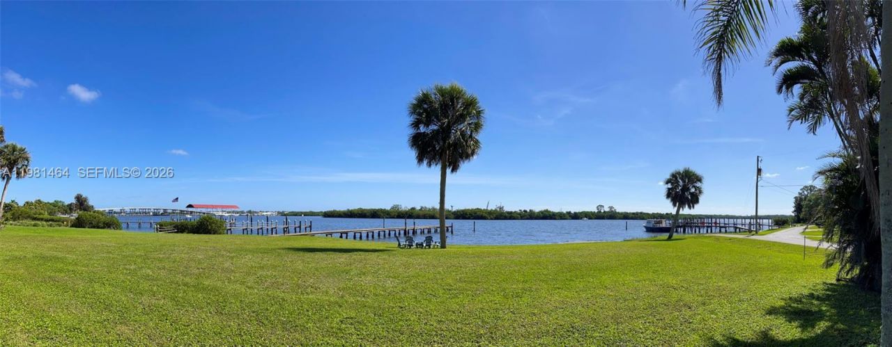 779 SW 31st St, Palm City, FL 34990 Photo