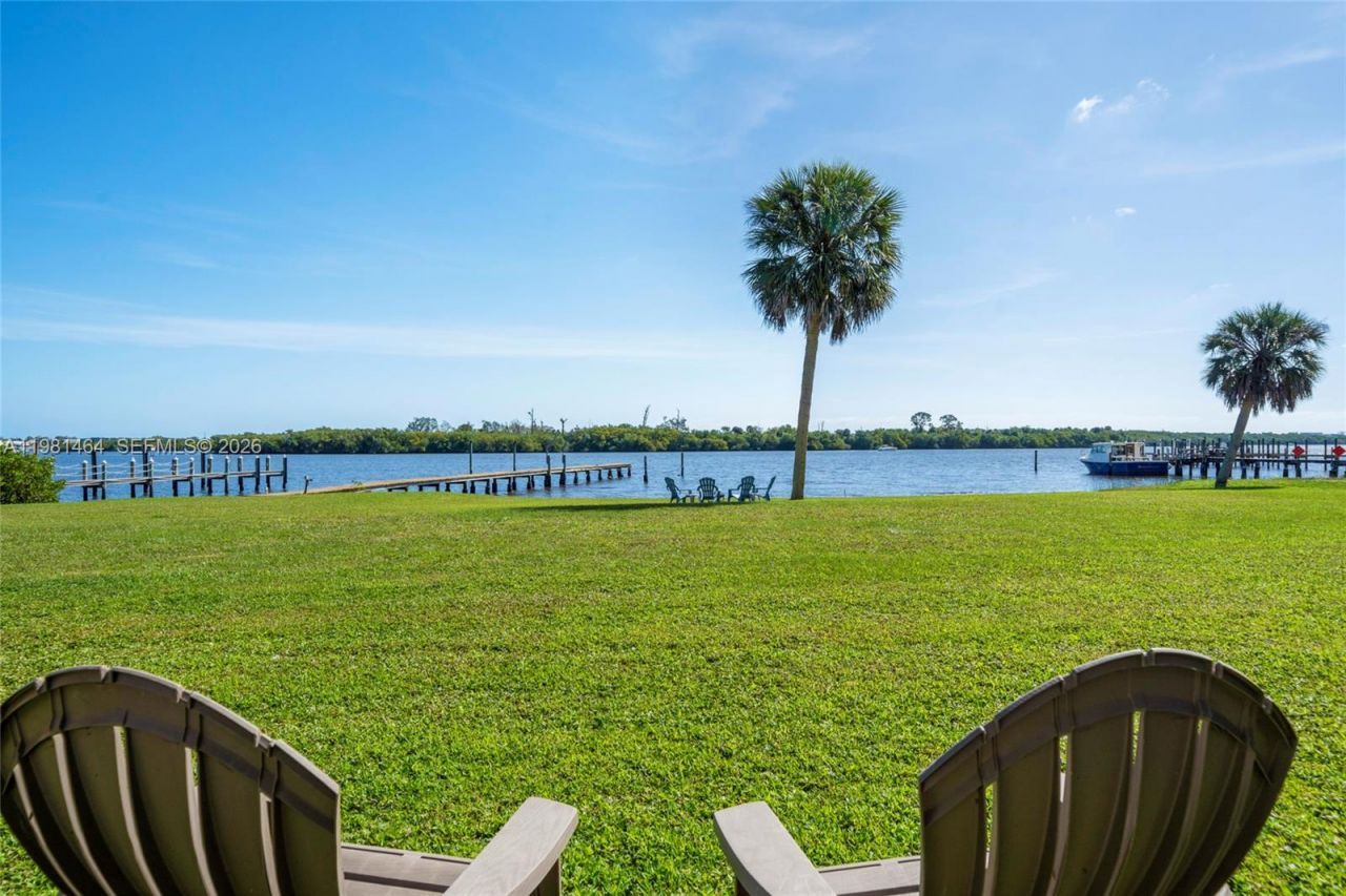 779 SW 31st St, Palm City, FL 34990 Photo
