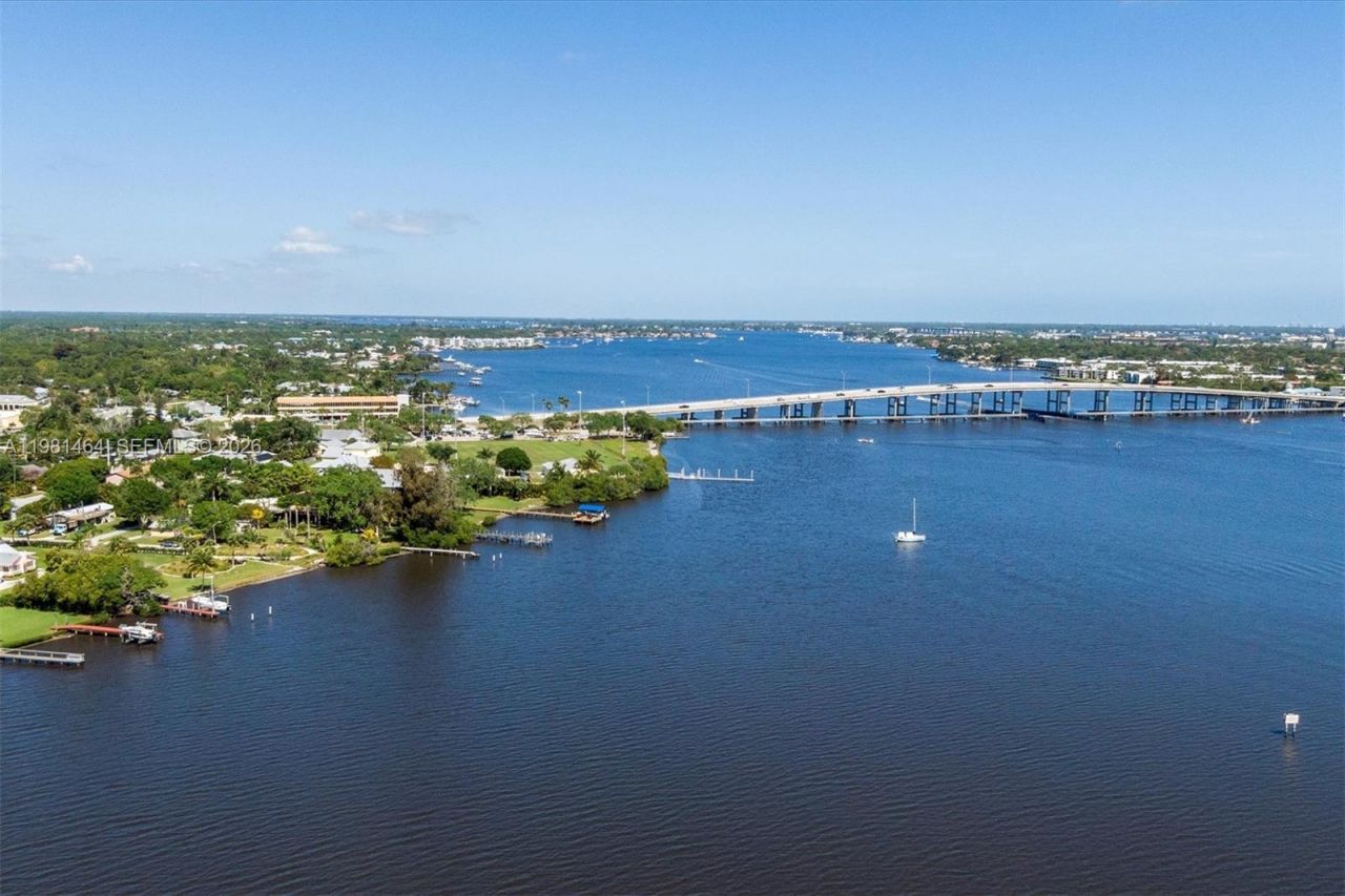 779 SW 31st St, Palm City, FL 34990 Photo