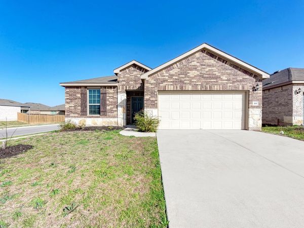 201 Pivot DR , Taylor, TX 76574