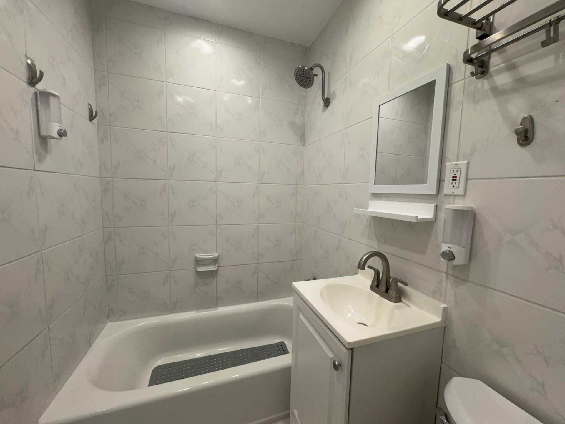 839 NW 16th Terrace, Fort Lauderdale, FL 33311 Photo