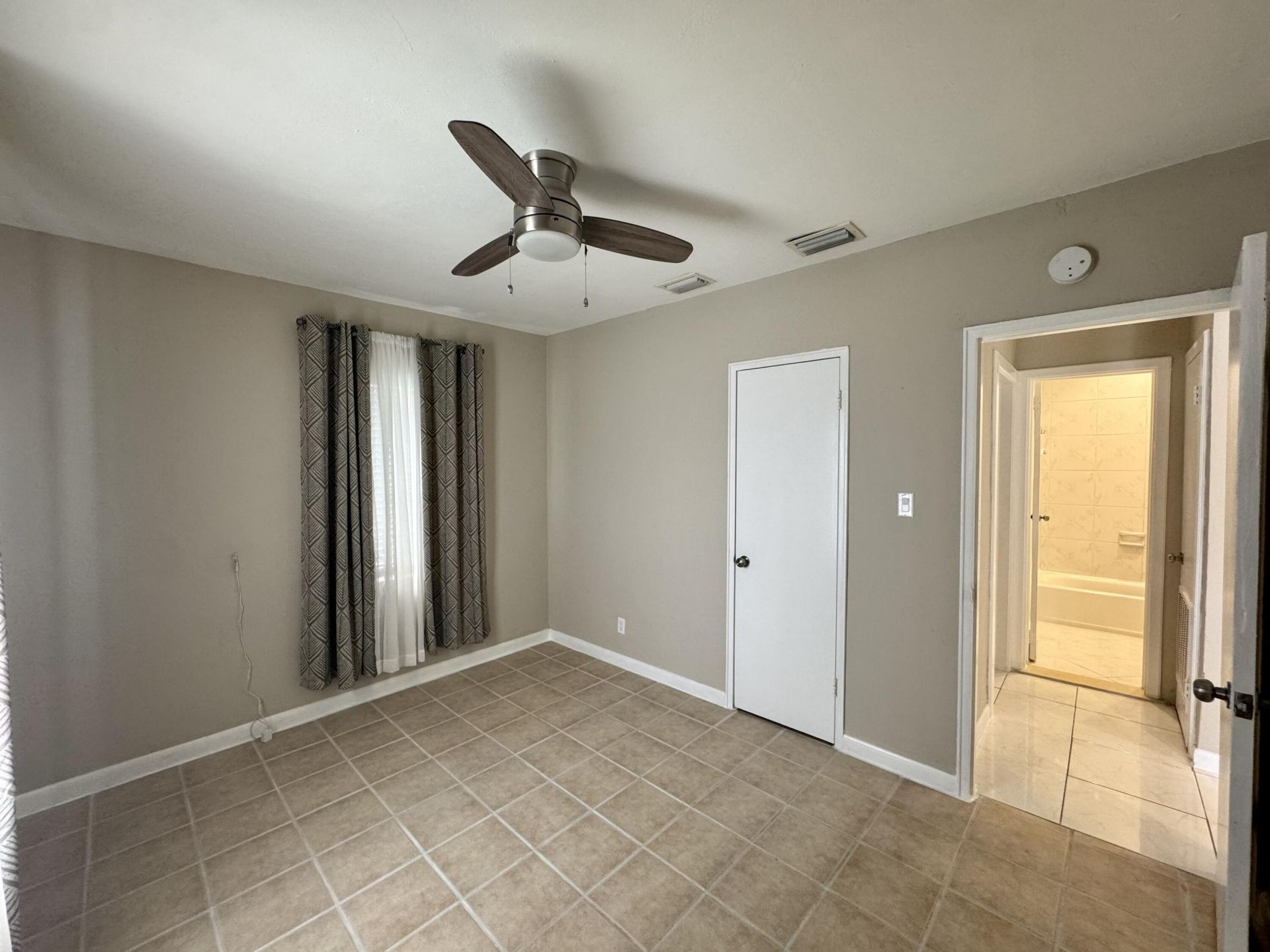 839 NW 16th Terrace, Fort Lauderdale, FL 33311 Photo