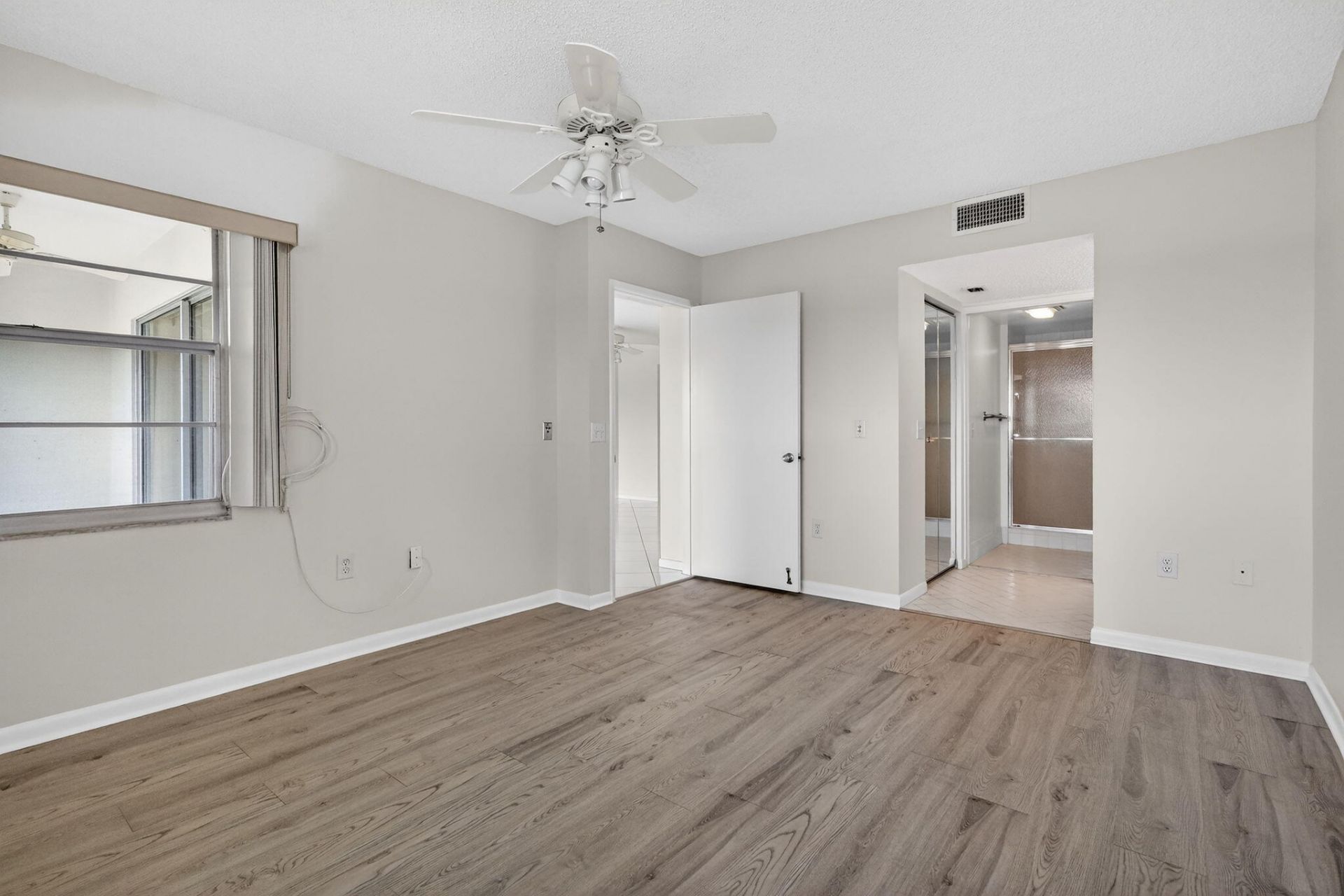 13255 SW 16th Court, Unit 404k, Pembroke Pines, FL 33027 Photo