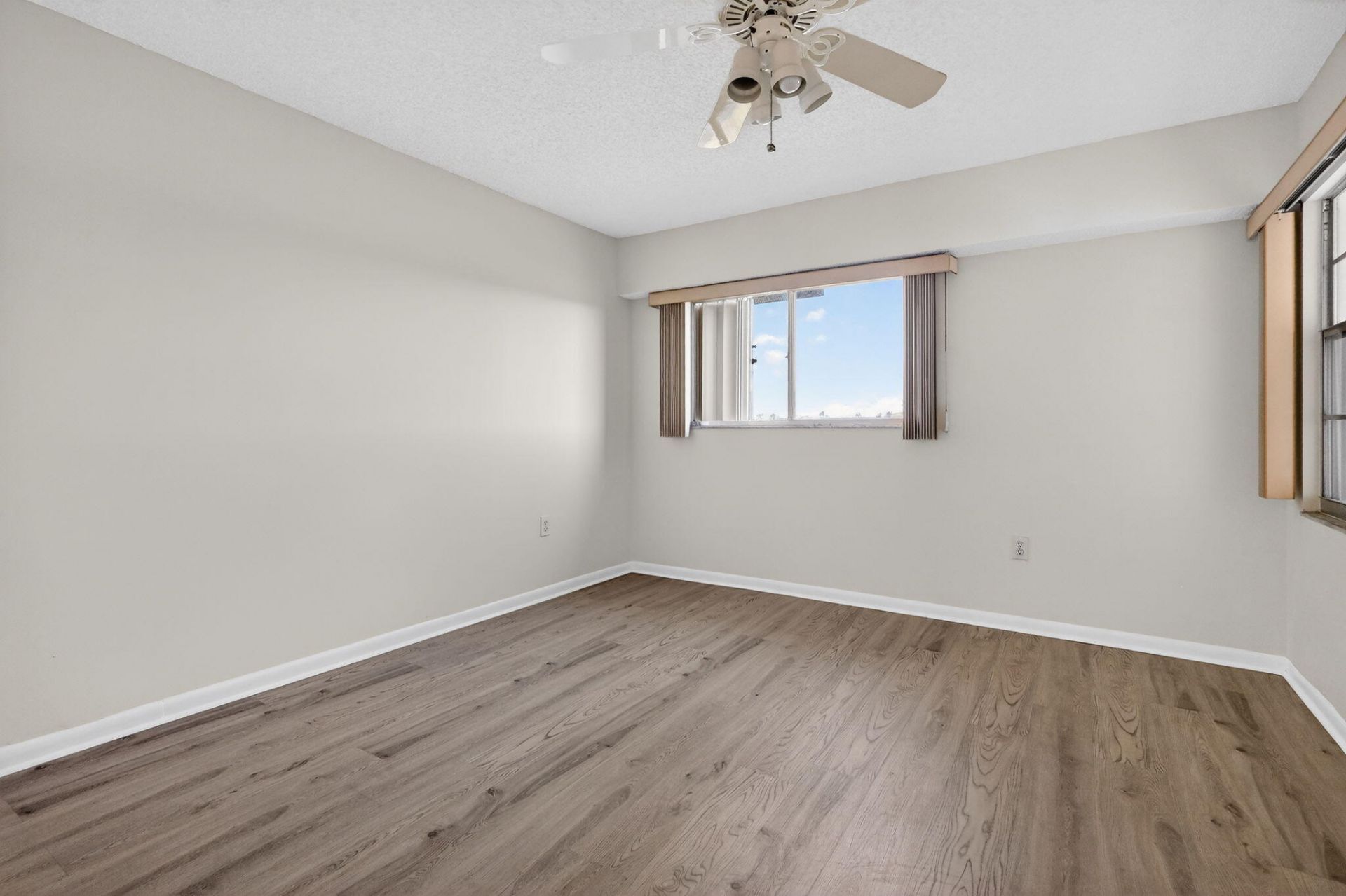 13255 SW 16th Court, Unit 404k, Pembroke Pines, FL 33027 Photo