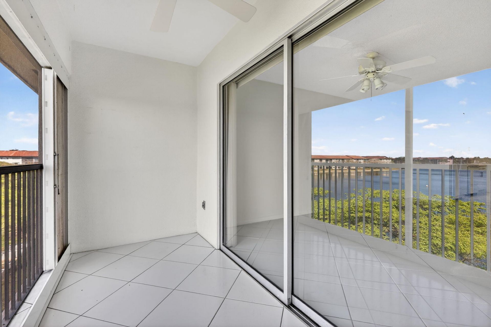 13255 SW 16th Court, Unit 404k, Pembroke Pines, FL 33027 Photo
