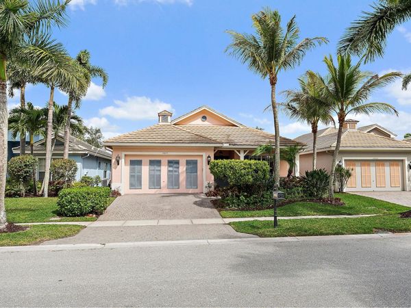 10675 La Strada, West Palm Beach, FL 33412