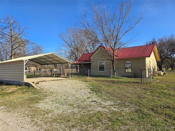 126 Walnut Court NE, Pawnee, OK 74058