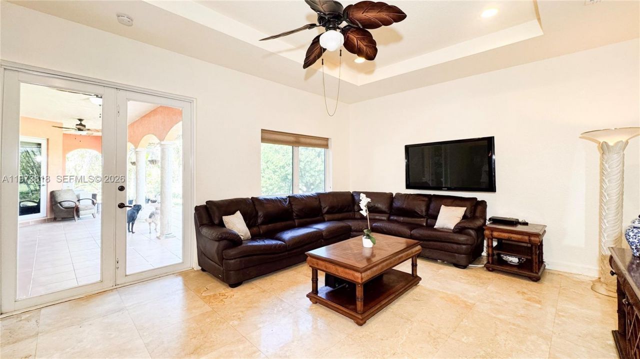 20401 SW 184 St , Miami, FL 33187 Photo