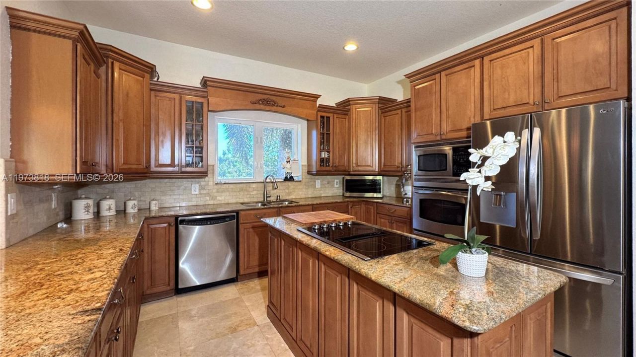 20401 SW 184 St , Miami, FL 33187 Photo