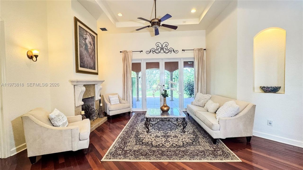 20401 SW 184 St , Miami, FL 33187 Photo