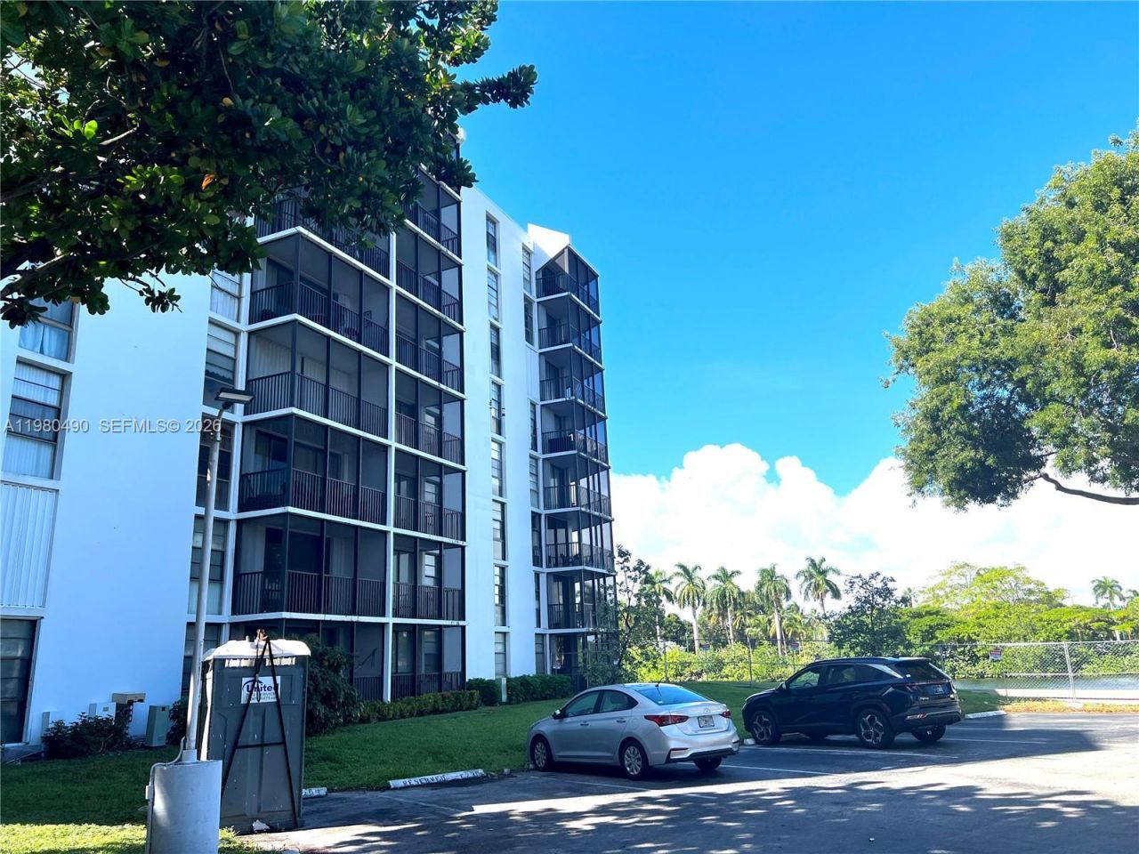 3475 N Country Club Dr , Unit 716, Aventura, FL 33180 Photo