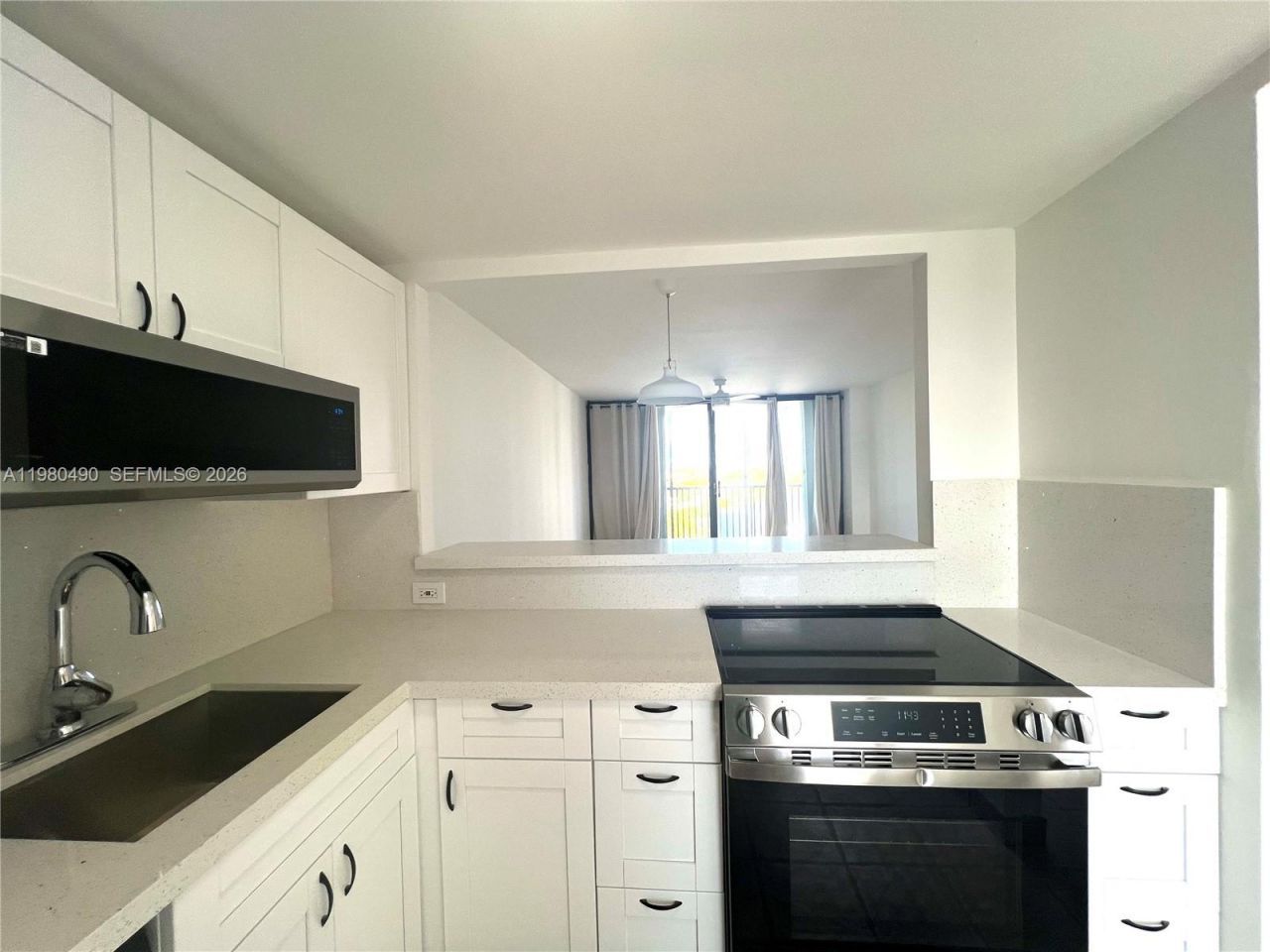 3475 N Country Club Dr , Unit 716, Aventura, FL 33180 Photo