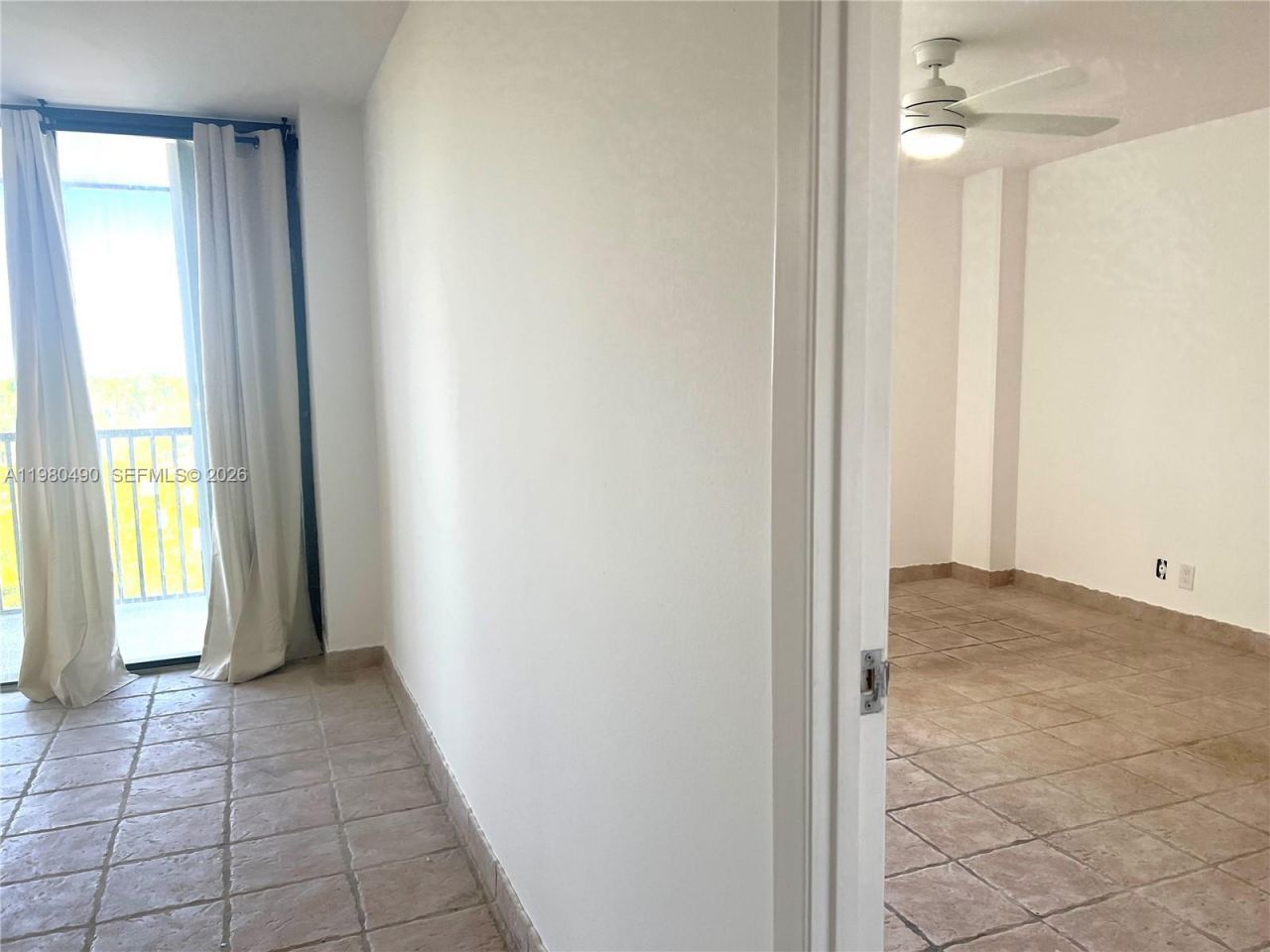 3475 N Country Club Dr , Unit 716, Aventura, FL 33180 Photo