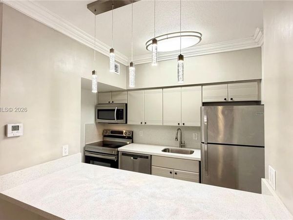 1559 Michigan Ave , Unit 305, Miami Beach, FL 33139