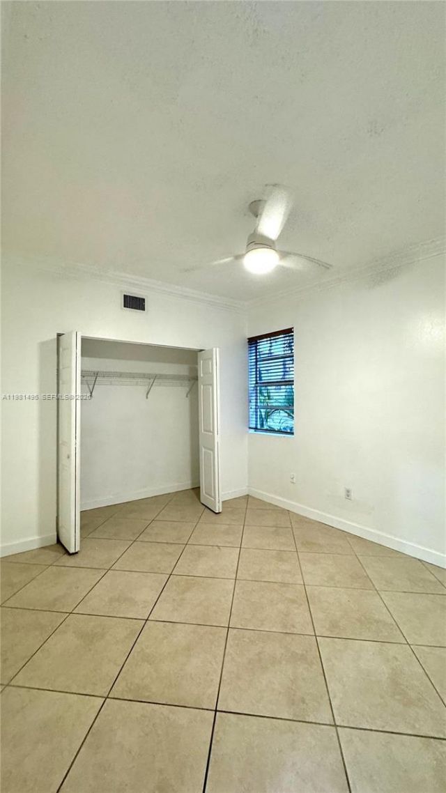 1559 Michigan Ave, Unit 305, Miami Beach, FL 33139 Photo