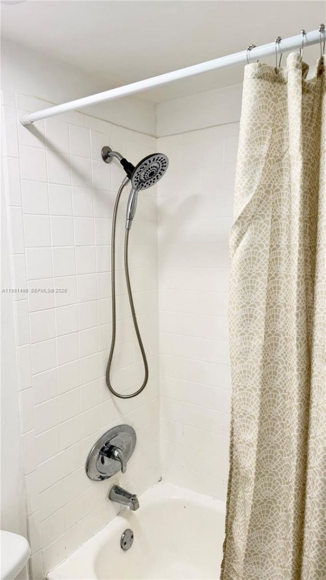 1559 Michigan Ave, Unit 305, Miami Beach, FL 33139 Photo