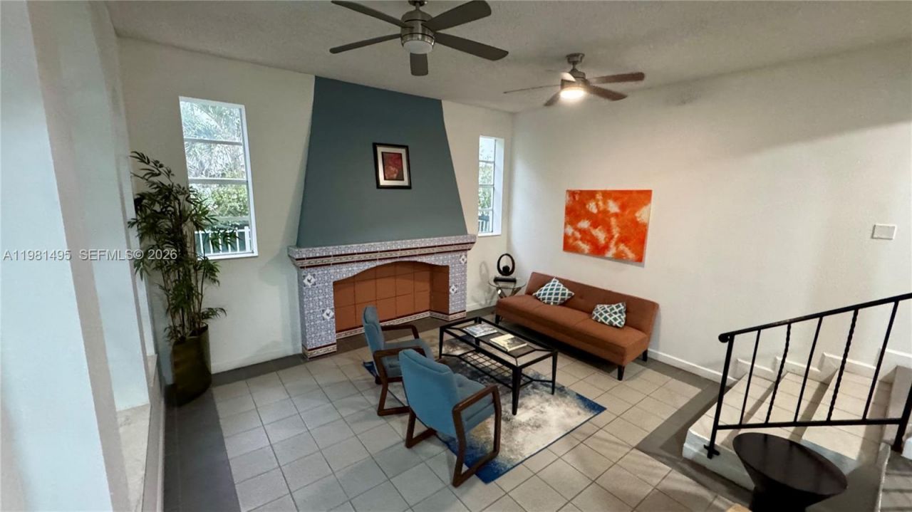 1559 Michigan Ave, Unit 305, Miami Beach, FL 33139 Photo