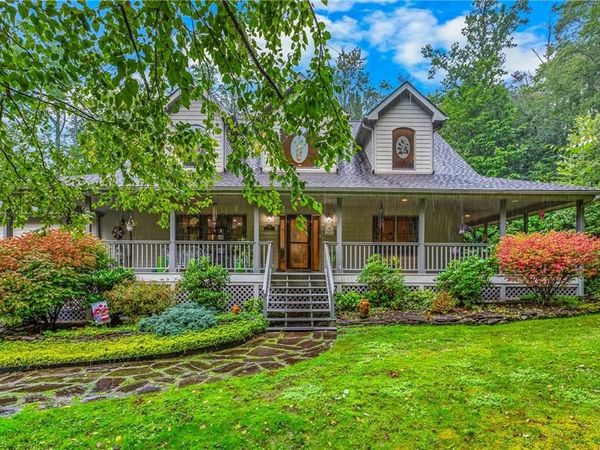 163 Old Hickory Lane , Linville, NC 28646