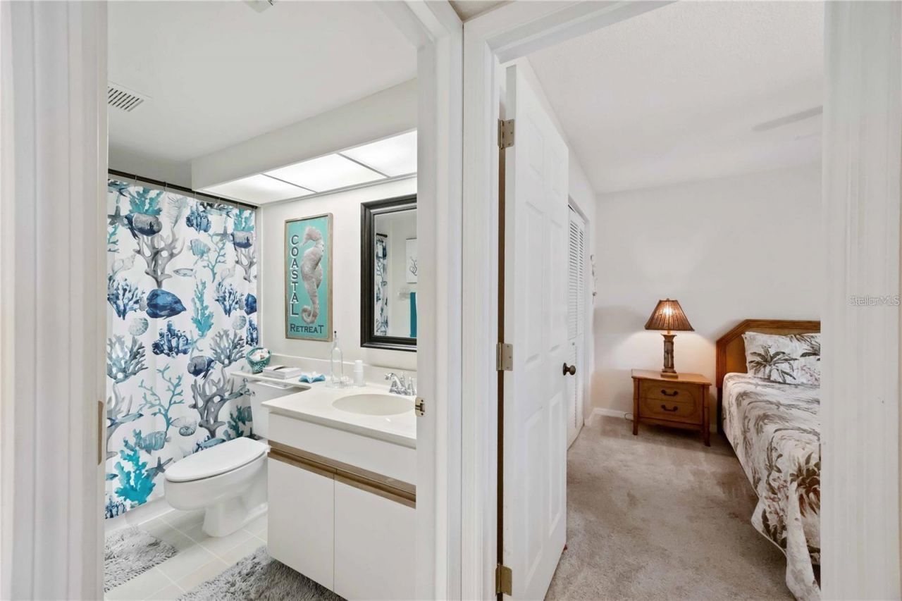 433 Cerromar Lane, Unit 440, Venice, FL 34293 Photo