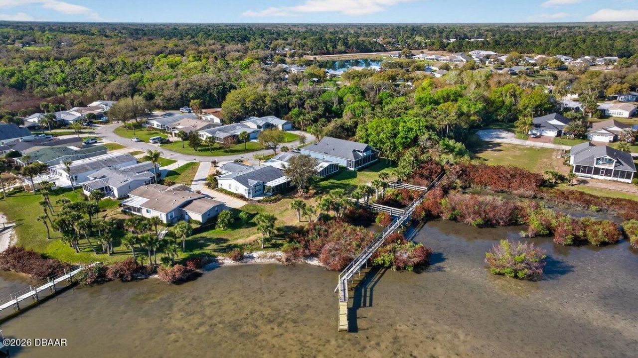 332 Marsh Landing Loop, Oak Hill, FL 32759 Photo