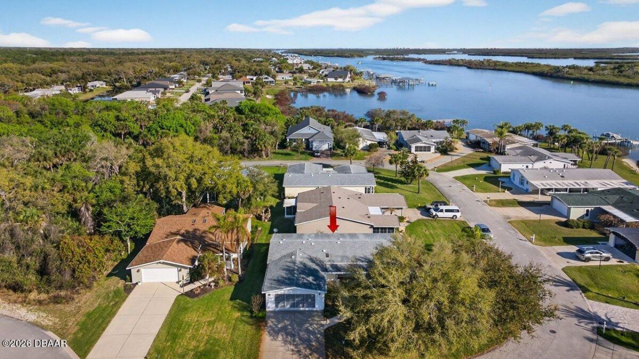 332 Marsh Landing Loop, Oak Hill, FL 32759 Photo