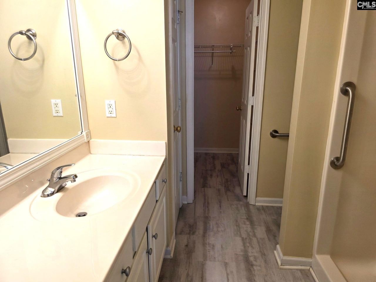 101 Weatherstone Road  Photo 12