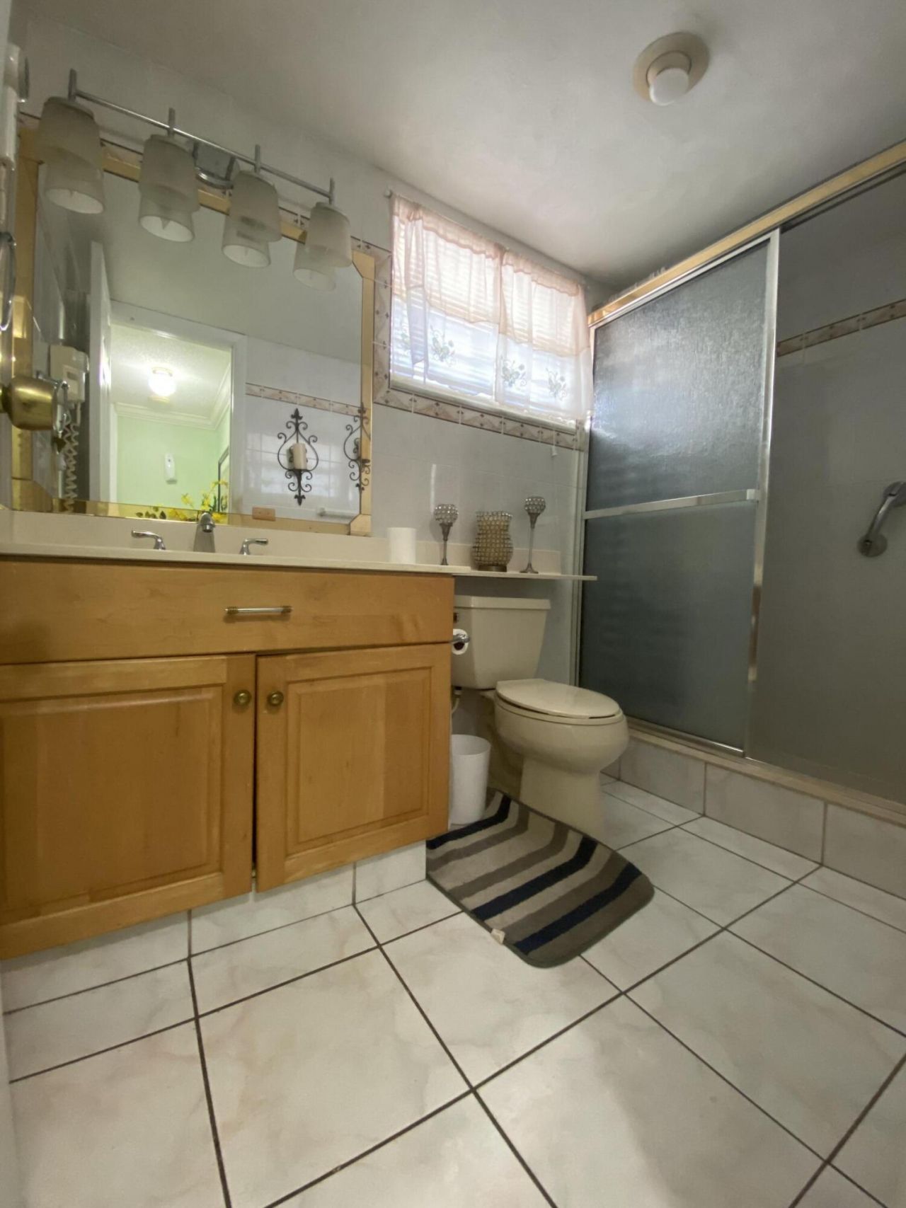 715 Lori Drive, Unit 302, Palm Springs, FL 33461 Photo