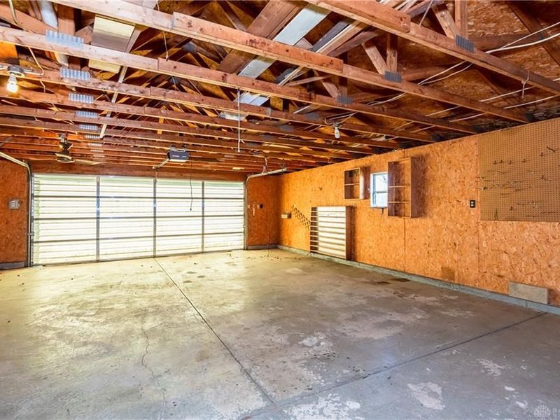 5760 Kitridge Road, Dayton, OH 45424 Photo 14