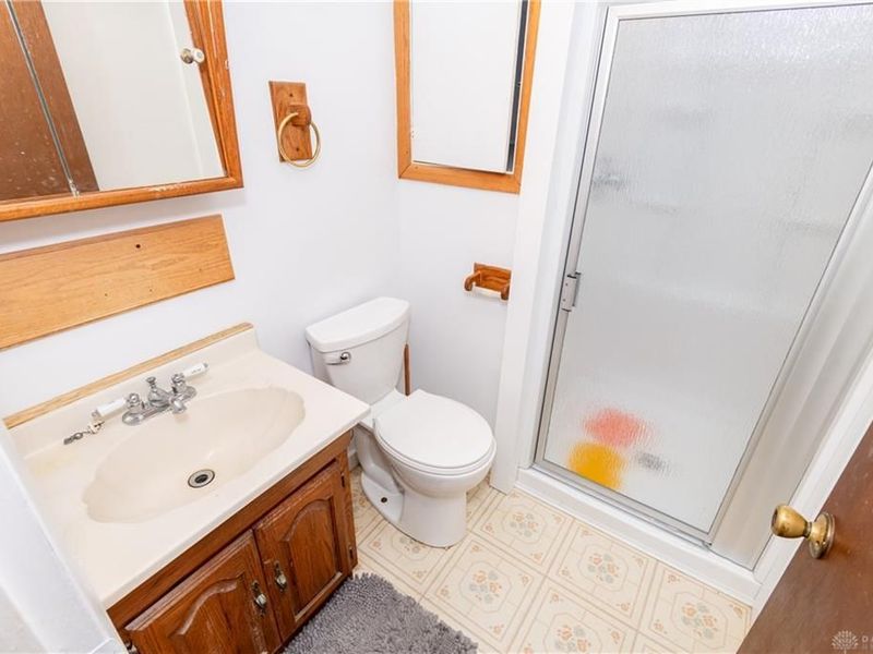 5760 Kitridge Road, Dayton, OH 45424 Photo 8