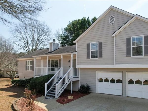 317 Winding Woods Trail, Woodstock, GA 30189