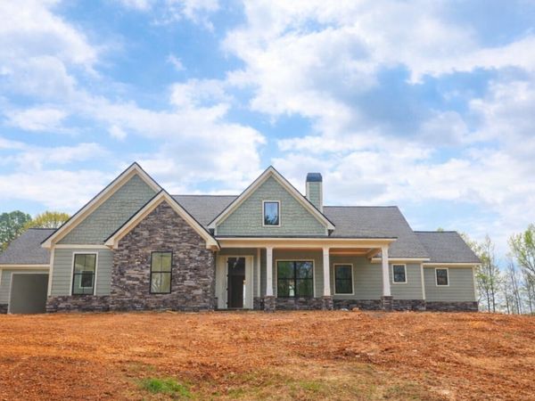 105 Maney Drive, Statham, GA 30666