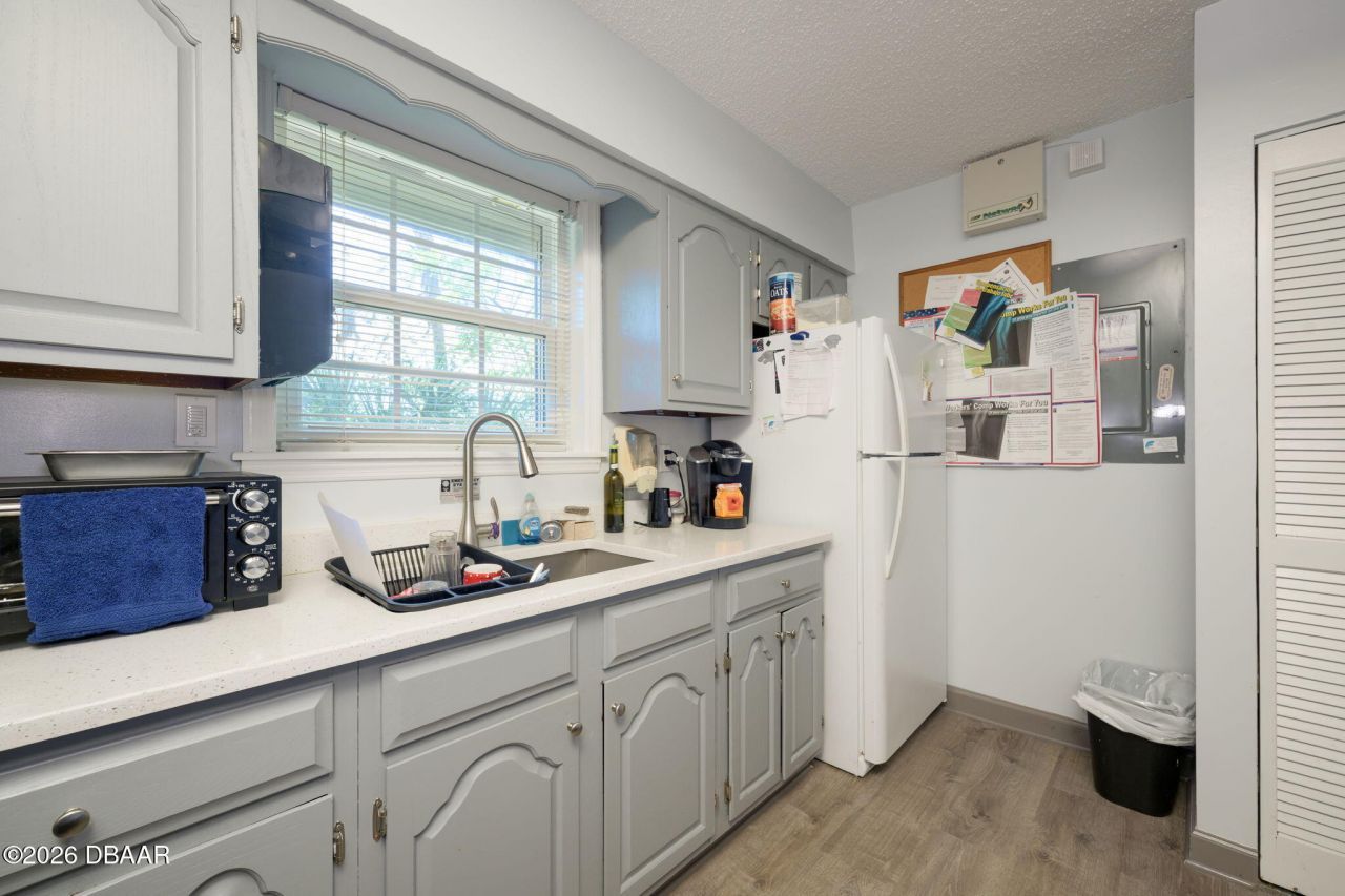 750 W Granada Boulevard, Ormond Beach, FL 32174 Photo