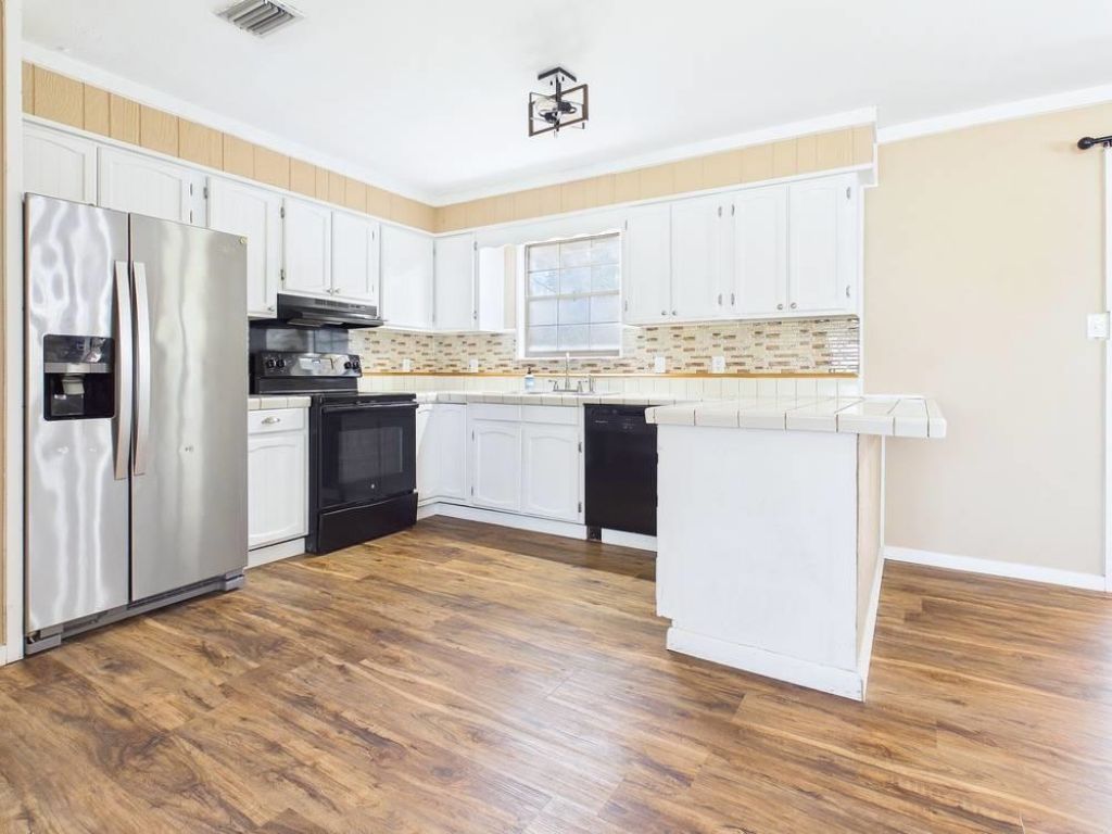 1947 Taylor Drive, Perry, FL 32347 Photo