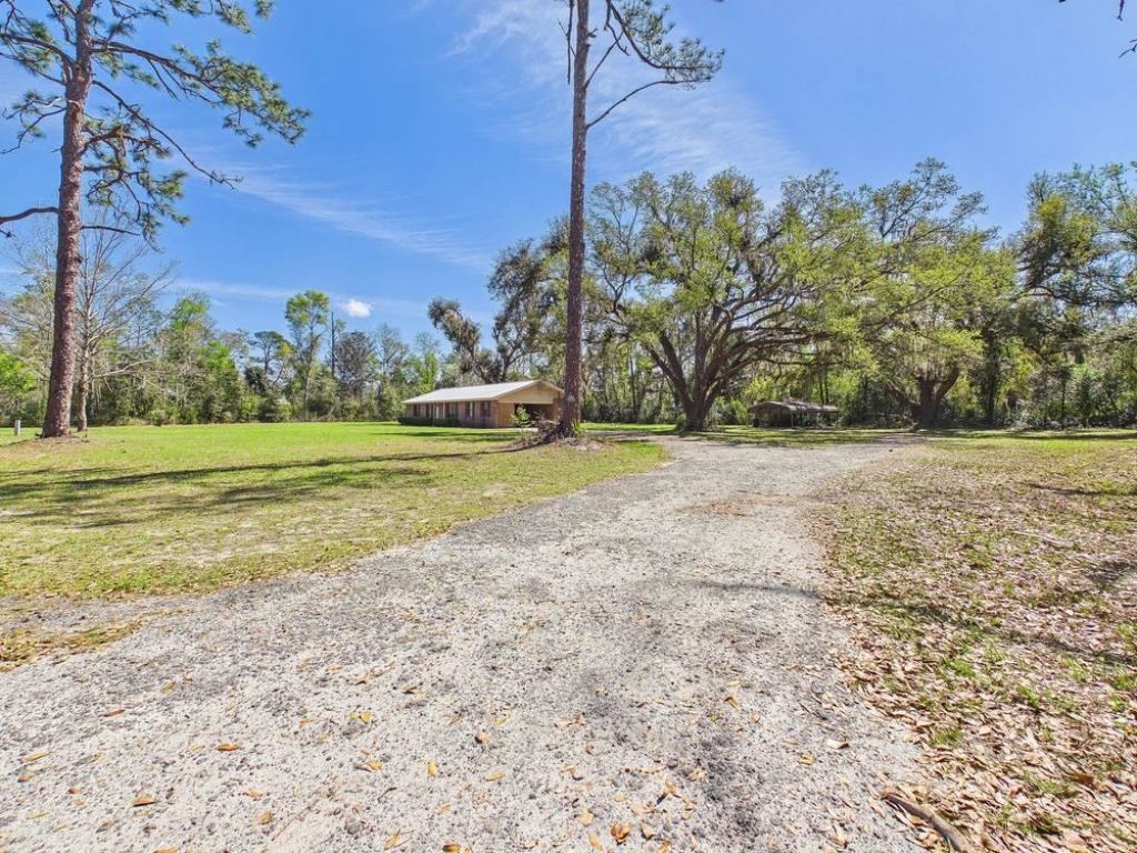 1947 Taylor Drive, Perry, FL 32347 Photo