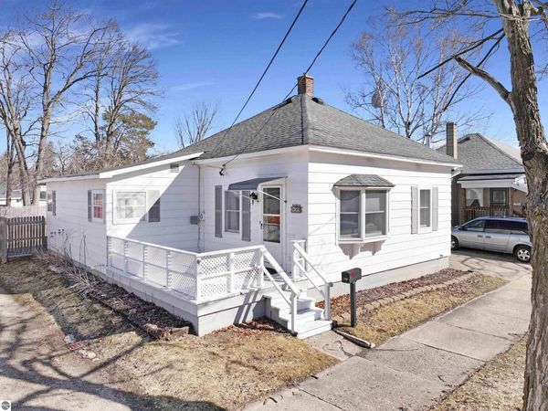 139 Mosser Street, Cadillac, MI 49601