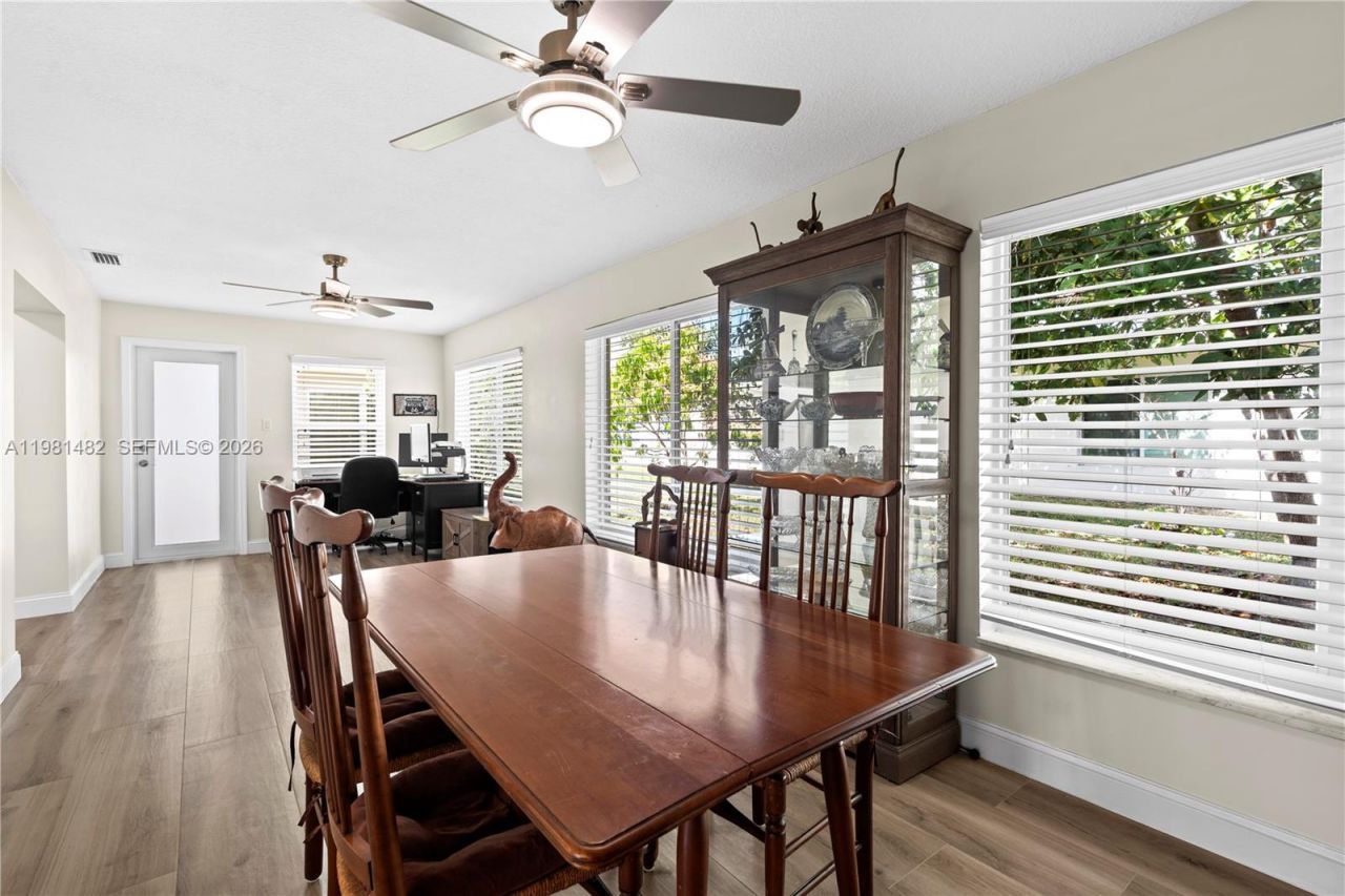 6945 NW 17th St, Margate, FL 33063 Photo