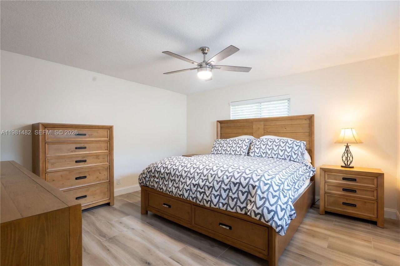 6945 NW 17th St, Margate, FL 33063 Photo