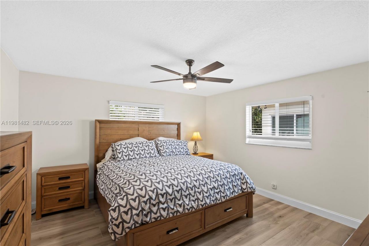 6945 NW 17th St, Margate, FL 33063 Photo