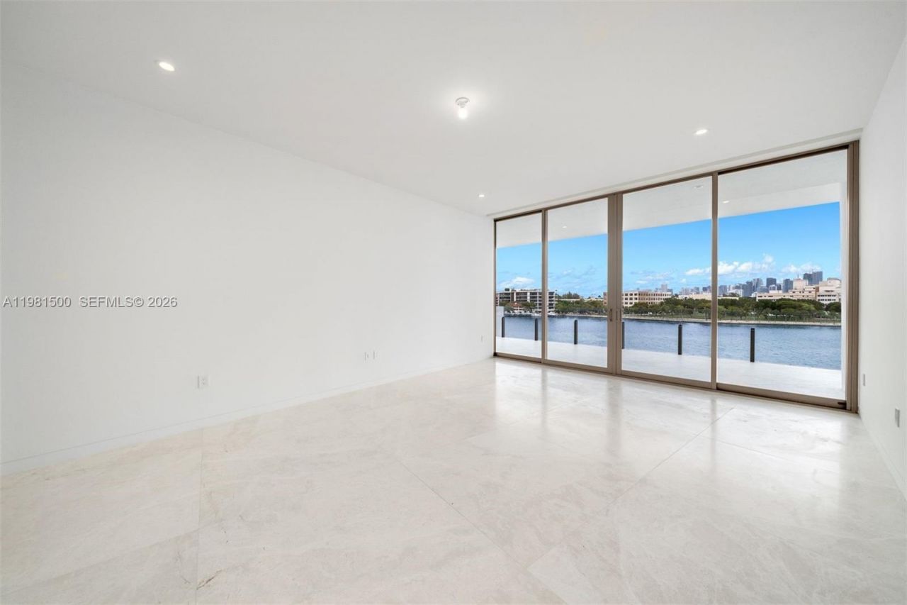 5 Grove Isle Dr , Unit L402, Coconut Grove, FL 33133 Photo