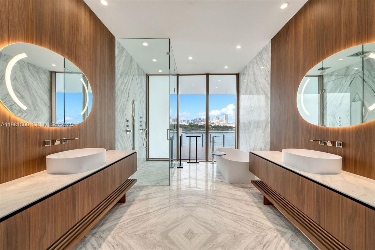 5 Grove Isle Dr , Unit L402, Coconut Grove, FL 33133 Photo