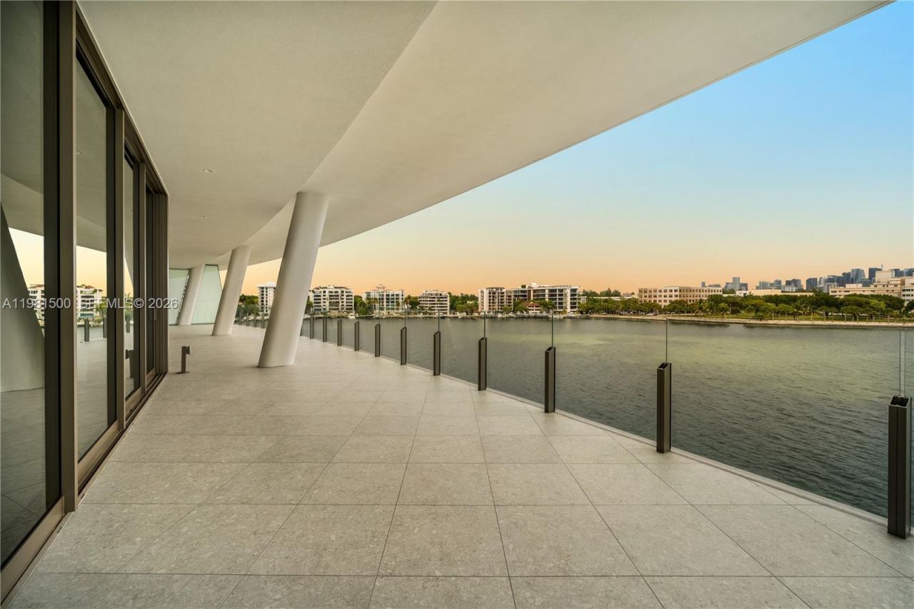 5 Grove Isle Dr , Unit L402, Coconut Grove, FL 33133 Photo