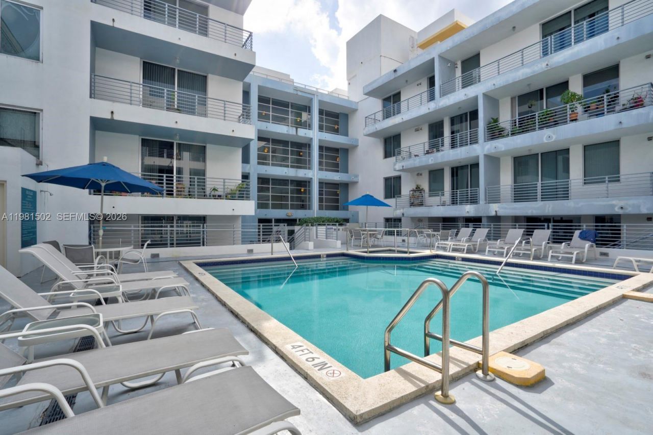 3339 Virginia St , Unit 304, Miami, FL 33133 Photo