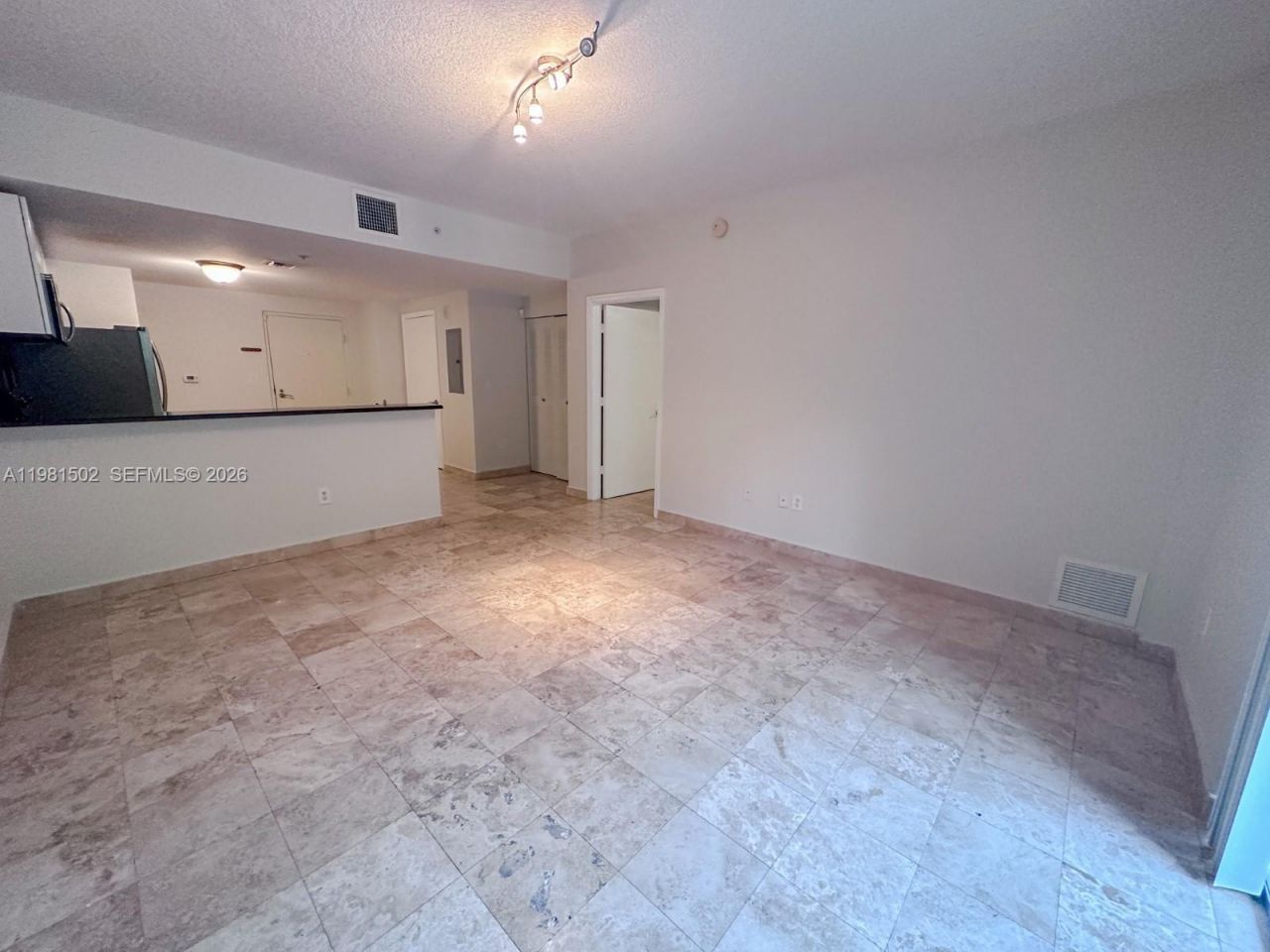 3339 Virginia St , Unit 304, Miami, FL 33133 Photo