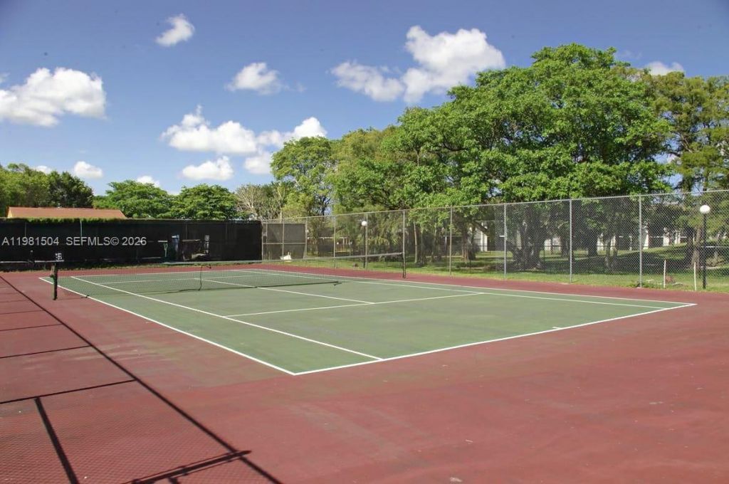 7911 N Colony Cir N , Unit 202, Tamarac, FL 33321 Photo