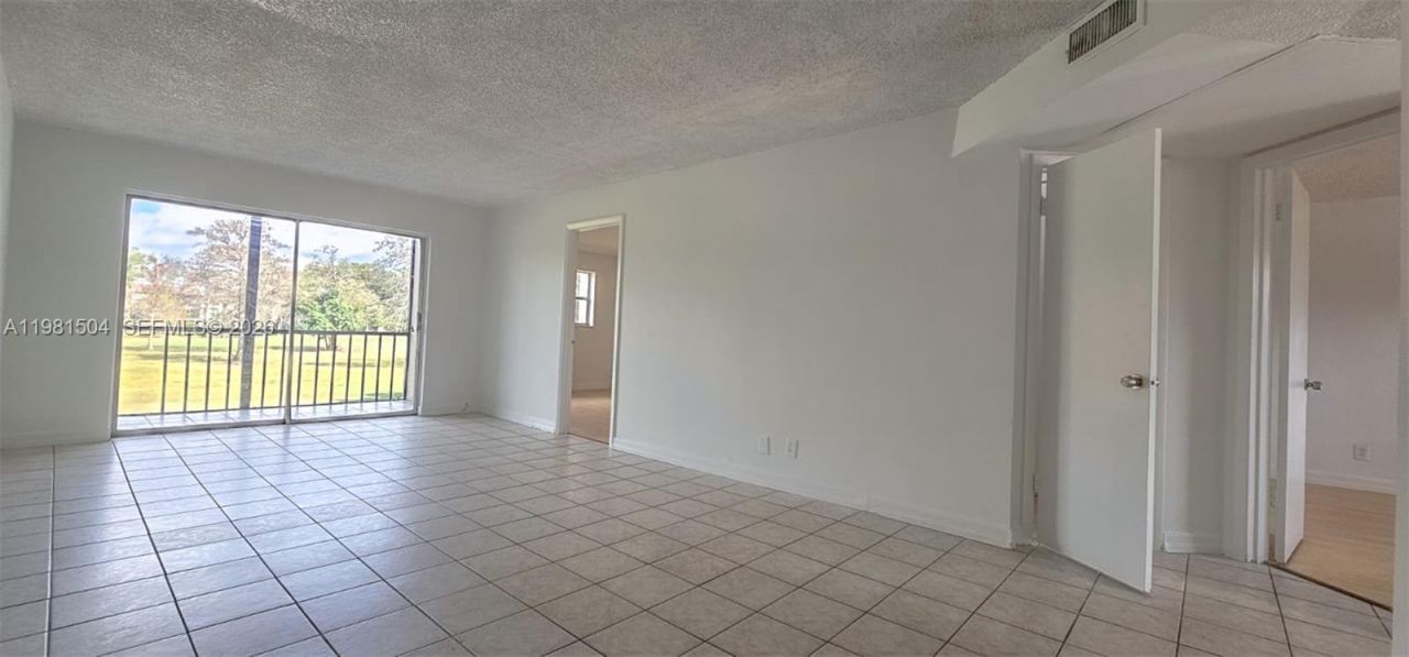 7911 N Colony Cir N , Unit 202, Tamarac, FL 33321 Photo
